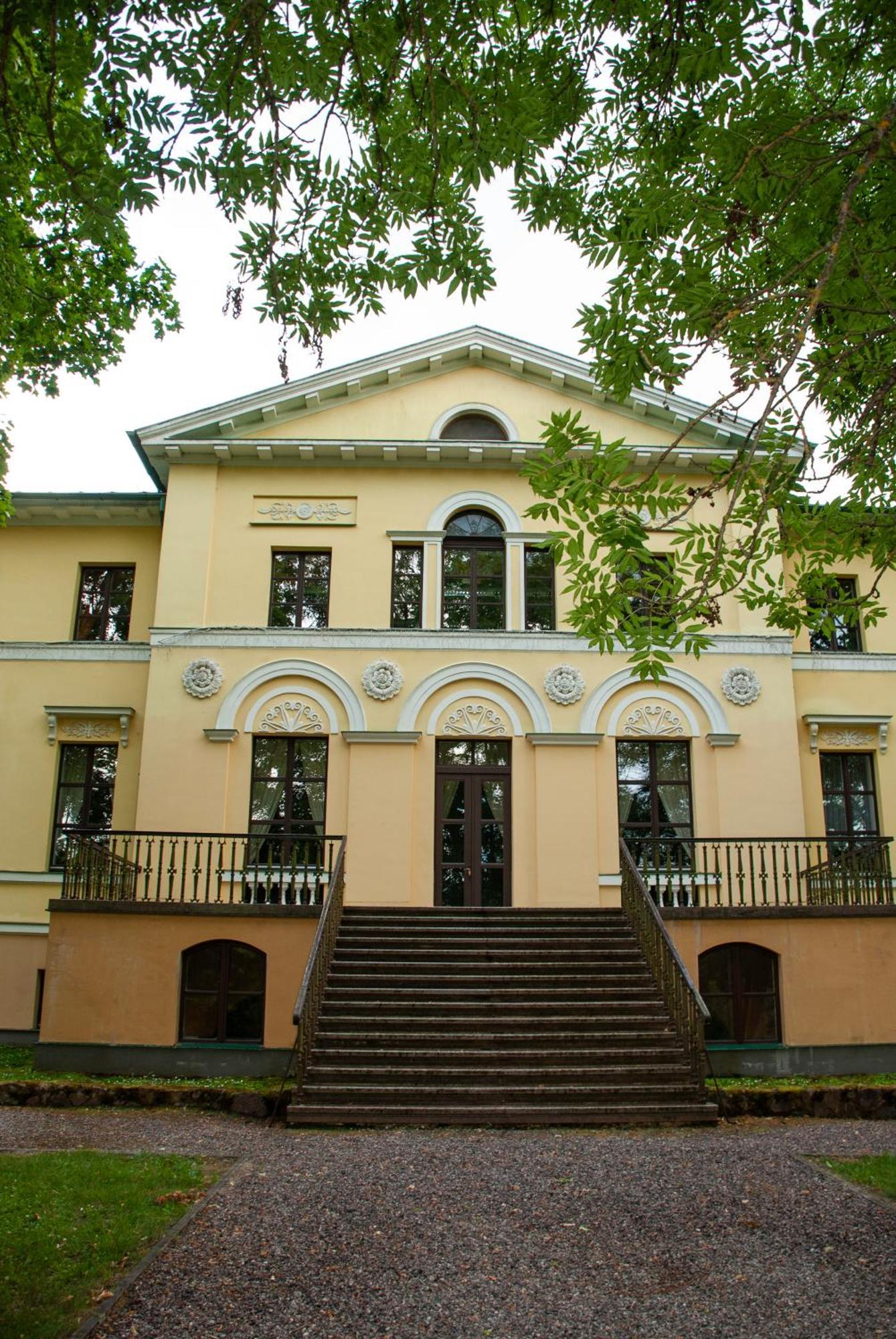 Nauksenu Muiza Hotell Naukseni Exteriör bild